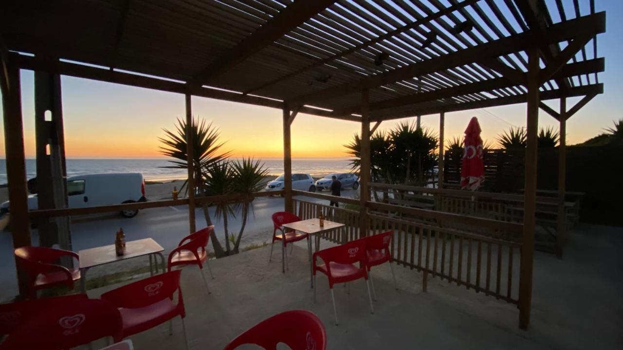 Rock'S Beach Spot Front Кошта-да-Капарика Экстерьер фото