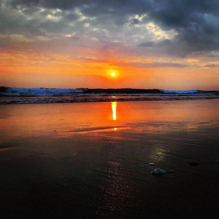 Rock'S Beach Spot Front Кошта-да-Капарика Экстерьер фото